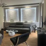 Casa Eleganza Apartment